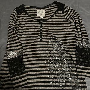 Maurice’s long sleeve tshirt